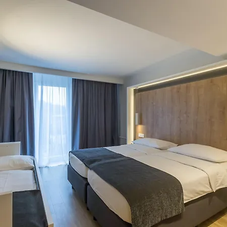 M Hotel 4*
