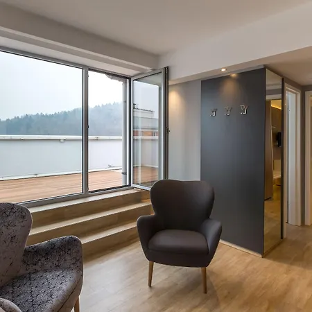 Hotel M
