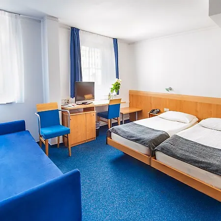 Hotel M 4*