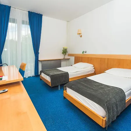 Hotel M 4*